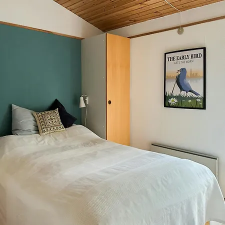 With Large Plot Near Family-friendly Feriehus Glesborg