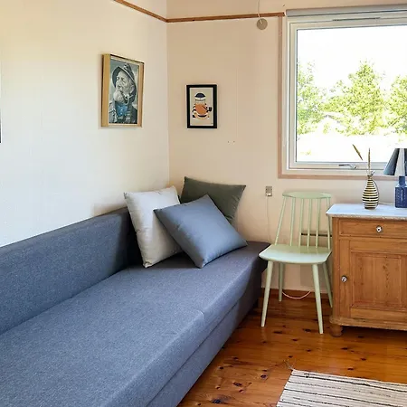 Feriehus With Large Plot Near Family-friendly *