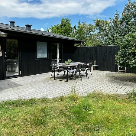 Holiday home With Large Plot Near Family-friendly