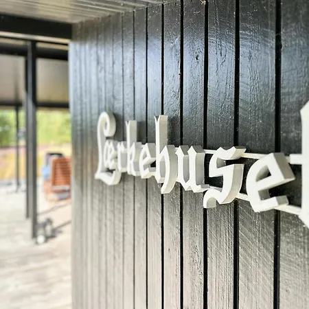 With Large Plot Near Family-friendly Holiday home Glesborg