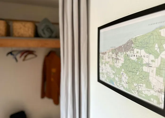 Casa vacanze With Large Plot Near Family-friendly Glesborg