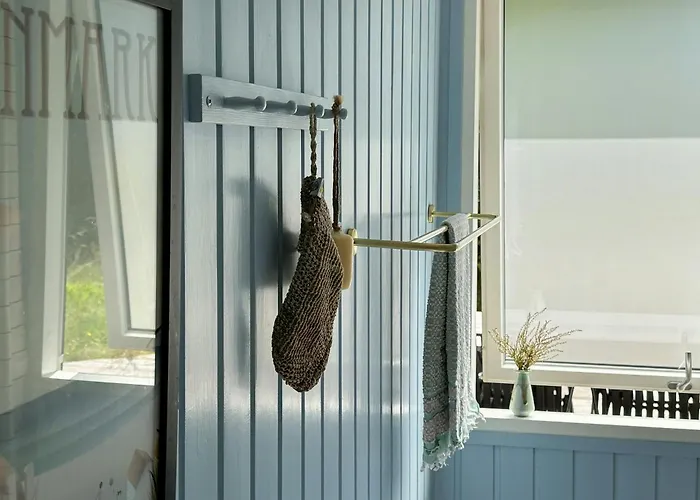 With Large Plot Near Family-friendly Casa vacanze Glesborg