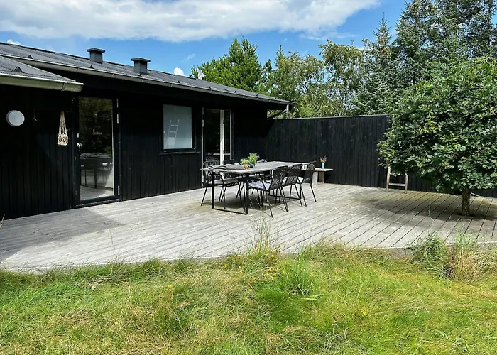 Casa vacanze With Large Plot Near Family-friendly